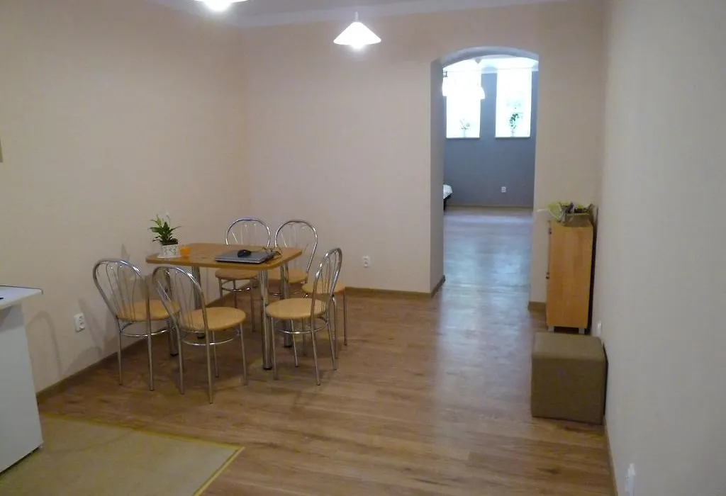 Pokoje Gościnne Centrum-1